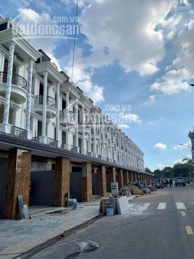 Lại xuất hiện KP thương mại Royal Town Nguyễn Thị Khắp, Tân Đông Hiệp TP. Dĩ An. LH 0983.88.2979