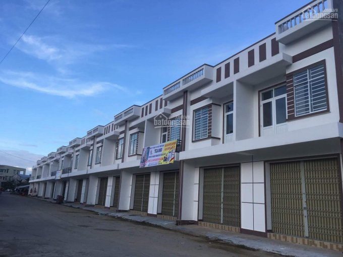 Nhà ở Shophouse Khu thương mại - Dịch vụ chợ Đức Phổ và kết hợp khu nhà ở liền kề giá 11,8 tr/m2