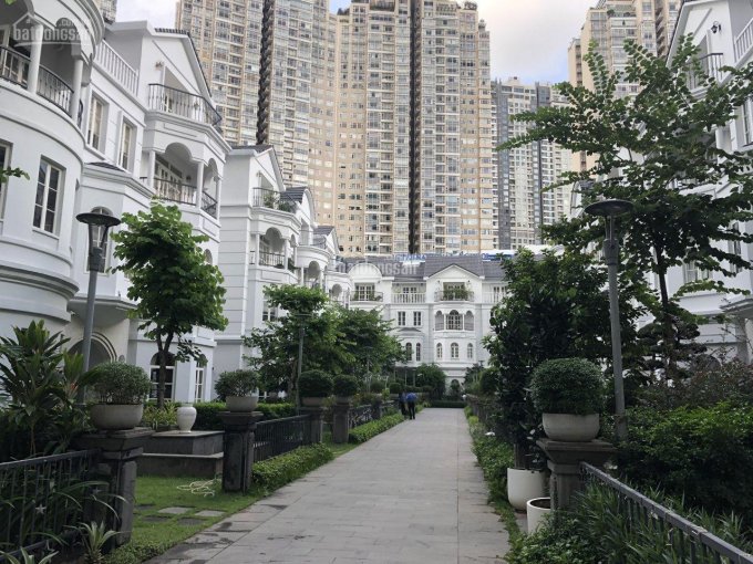 Biệt thự sân vườn Saigon Pearl, nhà đang trống dễ decor theo sở thích, Quận Bình Thạnh, giá 78 tỷ