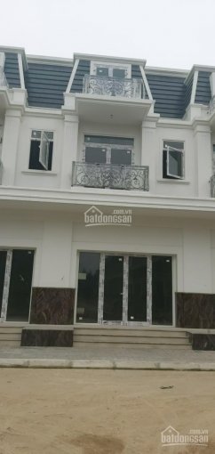 Bán Shophouse 3 tầng 110m tại dự án Hoa Tiên Paradise Xuân Thành Hà Tĩnh, 2.68 tỷ, LH: 0983922110