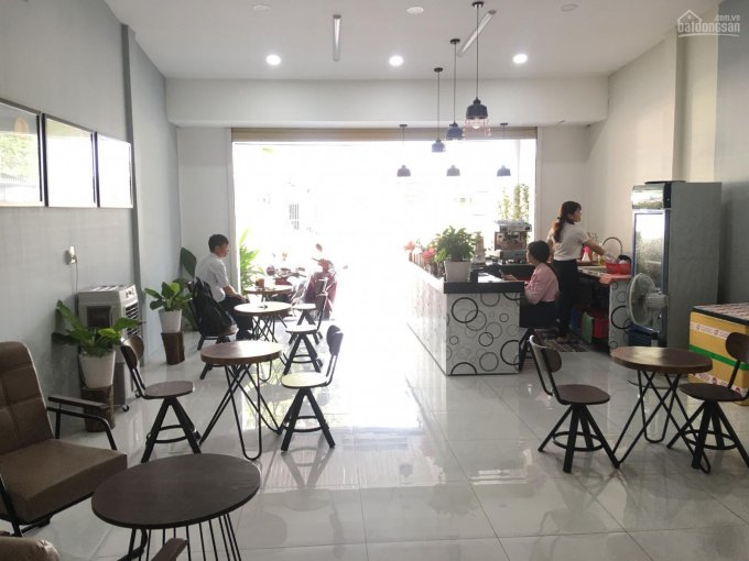Chính chủ bán nhà mặt tiền Huỳnh Văn Lũy, Phú Mỹ, Thủ Dầu Một, đang cho thuê kinh mở quán cafe