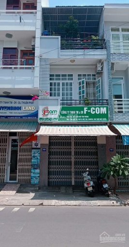 Chính chủ bán nhà mặt tiền đường Âu Cơ, ngay trung tâm thành phố Nha Trang cực đẹp - giá tốt