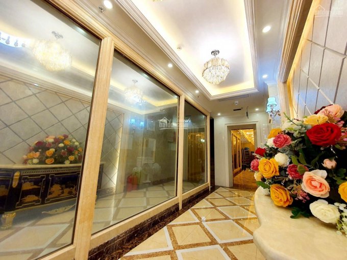 Bán nhà mặt phố Nguyễn Chánh - Tú Mỡ dt 80m2*5.5m*8,5 tầng thang máy nội thất siêu sang giá 40 tỷ