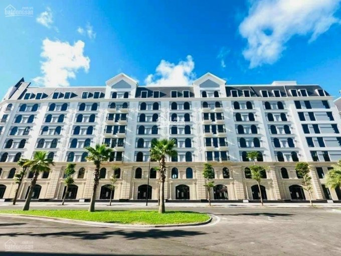 Bán khách sạn 34 phòng 8 tầng 1 tum Vinpearl PQ - vốn đầu tư 12.8 tỷ - lợi nhuận trên 11%/năm