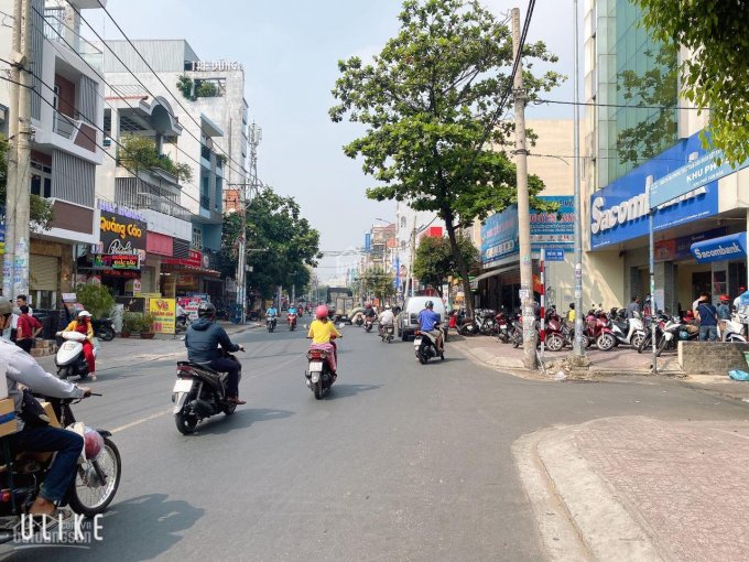Góc 2MTKD cực đẹp, sầm uất đường Gò Dầu, P. Tân Sơn Nhì, 8.5x20m cấp 4 đang cho thuê. 0938.161.559