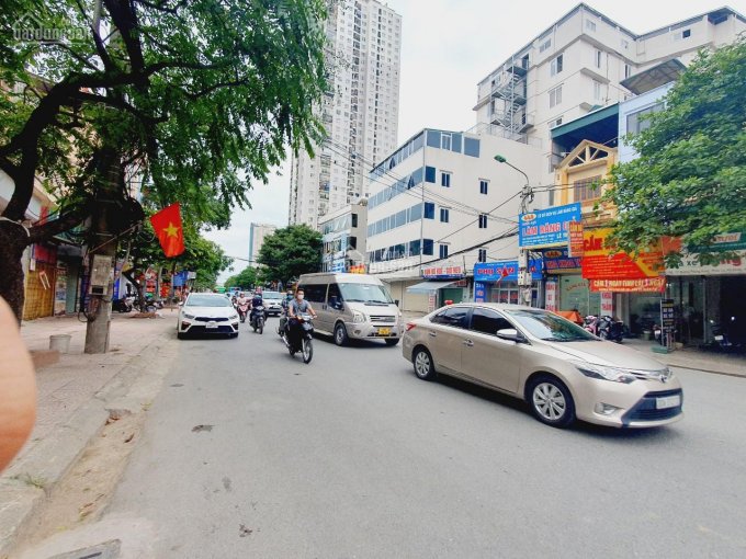 Bán nhà mặt phố Phùng Hưng, Bv Quân Y 103, 74m2, 4t, kinh doanh tấp nập, vỉa hè, cực đẹp, 10.2 tỷ