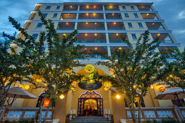 Bán tổ hợp khách sạn và nhà hàng góc 2 mặt tiền đường Đào Duy Từ, TP Hội An, Quảng Nam