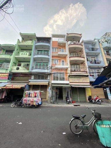Bán gấp căn nhà mặt tiền đường Bà Hom. đối diện chợ Phú Lâm giá rẻ