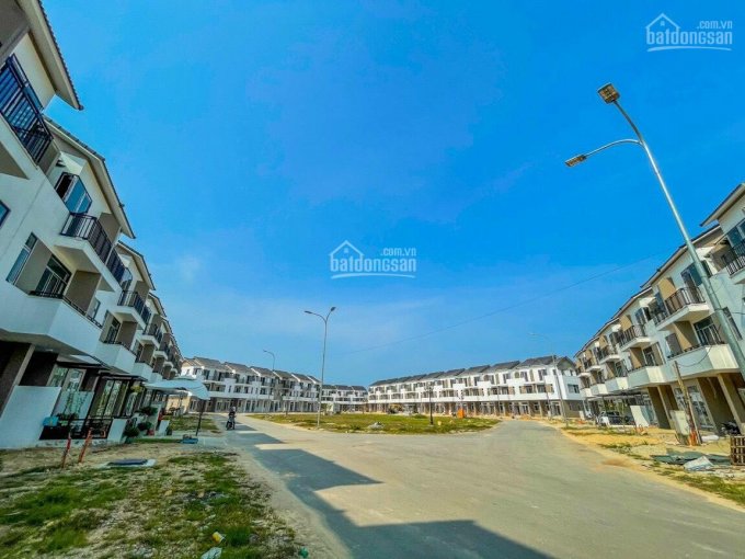 Nhà phố khu C Royal Park, 3 tầng 80m2, thanh toán tiến độ 5 đợt