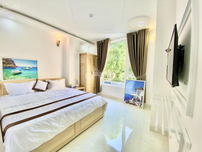 Bán khách sạn 8 tầng, khu vực gần biển kinh doanh tốt, thành phố Vũng Tàu