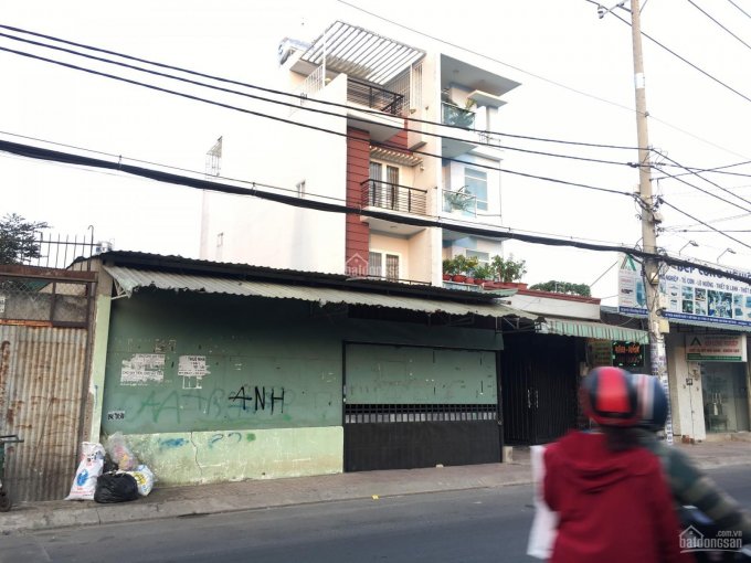 Cần bán nhà MT Nguyễn Thị Búp, DT 5,3x26m, cấp 4, vị trí đẹp, duy nhất đường hiếm có LH 0938600993