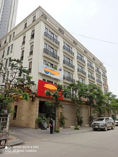 Bán nhà 6T nổi, mặt phố Trần Bình - Nguyễn Hoàng 105m2 full nội thất, thang máy, hầm, LH 0936586758
