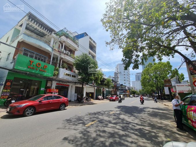 Bán nhà mặt tiền đường Nguyễn Thị Minh Khai, gần biển, diện tích 129m2 ngang 6.6m, giá 26 tỷ