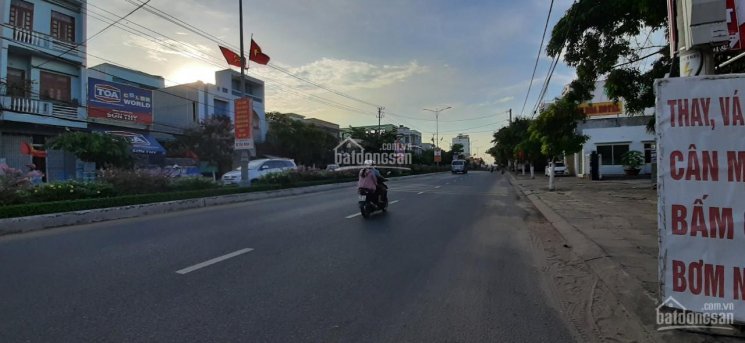 Bán nhà 3 mặt tiền đường Nguyễn Tất Thành - 0773337177