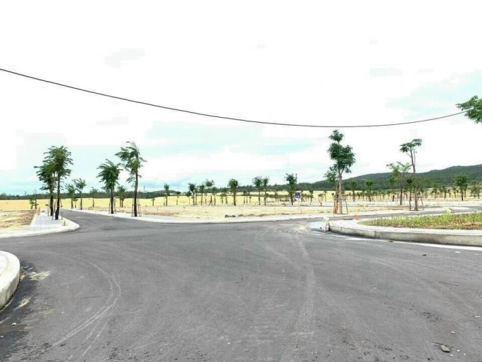 Đi Mỹ định cư bán lỗ lô đất đẹp Nhơn Hội New City, gần biển Quy Nhơn. LH 0931966270