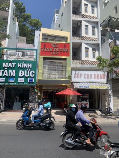 Mặt tiền kinh doanh đường Phạm Viết Chánh, phường Nguyễn Cư Trinh quận 1. DT: 4x14m giá 24 tỷ TL