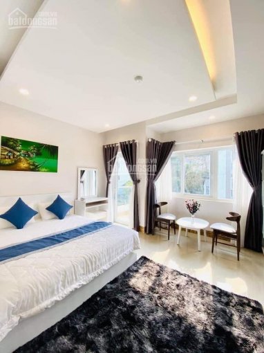 Bán khách sạn mặt tiền Phan Chu Trinh, Phường 2, Vũng Tàu, 1T, 7L 18 phòng đang KD tốt