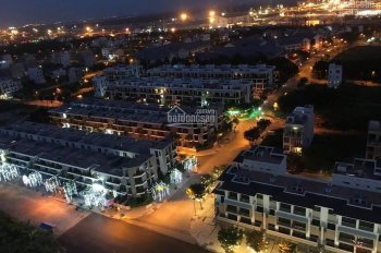 Bán nền đất Ninh Giang Cát Lái đường lớn 24m trục chính toàn khu, 138m2 (Ngang 9m), gọi 0934820128