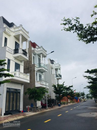 Chính chủ bán lô đất lốc A1 hướng Đông dự án Phú Hồng Khang giá rẻ 1,850 tỷ