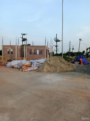 Cần bán nhanh mảnh đất 293m2 giá 15tr/m2 tại Khu đô thị Kim Hoa, Mê Linh, Hà Nội