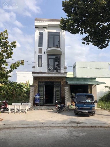 Bán nhà 2 lầu mặt tiền đường Đặng Văn Đầy, hướng Đông Nam, zalo 0912.822.799