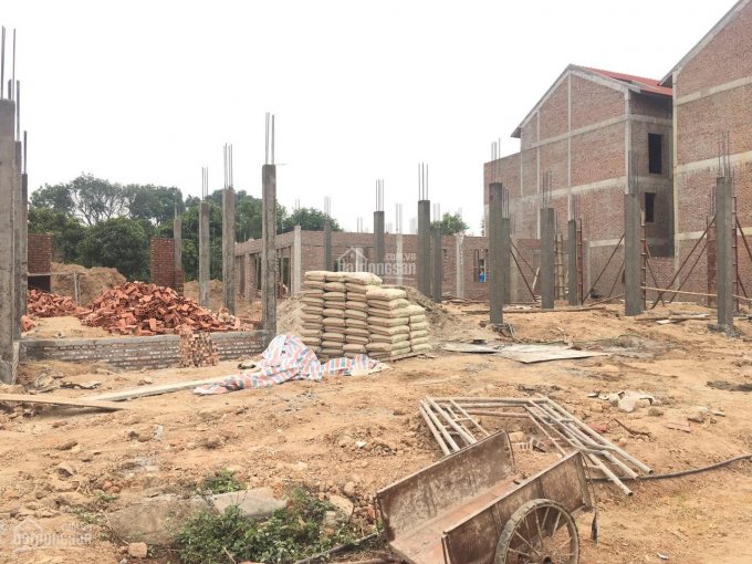 Chính chủ gửi bán 3 lô đất Vinaconex 2 KĐT Quang Minh, giá chỉ từ 15 triệu/m2. LH em 0989734734