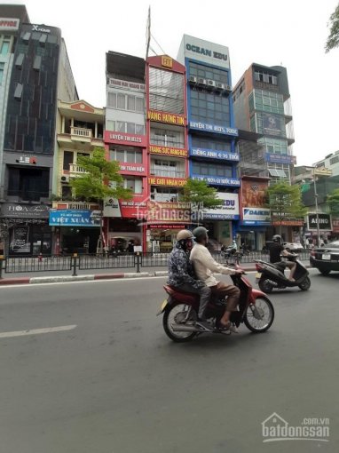 Bán nhà mặt phố Đại Cồ Việt 198m2, MT 7m, vị trí đẹp, kinh doanh chất
