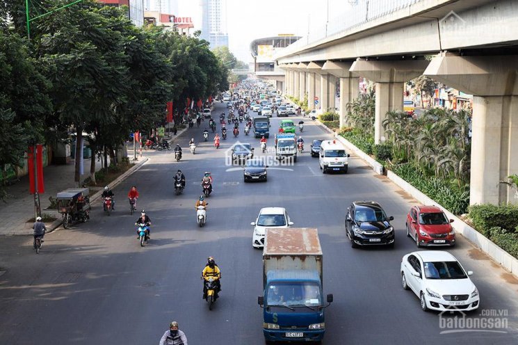 Chưa đến 6 tỷ mặt phố Quang Trung, Hà Đông vỉa hè đá bóng kinh doanh đỉnh