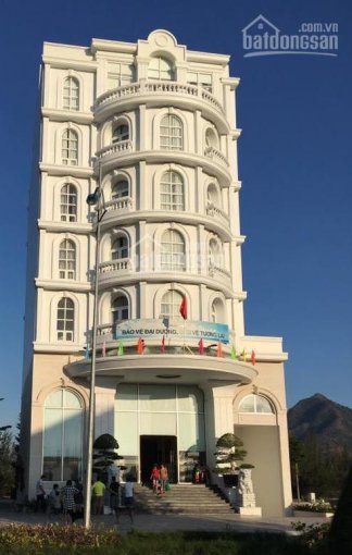 Cần bán nền góc khách sạn Golden Bay 602 mặt đường Nguyễn Tất Thành