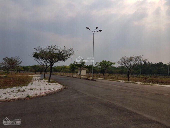 Gia đình kẹt tiền bán gấp đất Thung Lũng Xanh có sổ sẵn 118m2. 0778827219 còn thương lượng