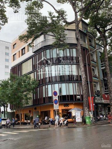 Định cư Mỹ cần Bán nhà góc 2 mặt tiền đường Nguyễn Thái Bình, Quận 1. DT 5x20m, nở hậu 6m, 6 lầu.