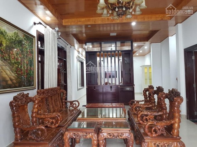 Cần bán căn biệt thự mặt tiền đường Hùng Vương, giá rẻ chỉ có 79m2, TP Đà Lạt, Lâm Đồng
