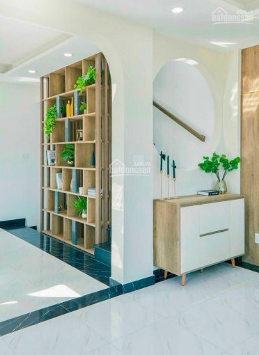 Nhà bán gấp chợ Hưng Long - 152m2 (1 trệt 1 lầu) giá bán nhanh 2,4 tỷ, sổ hồng riêng