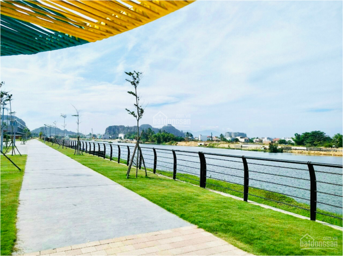 Vỡ nợ bán rẻ vài lô đất biển view sông nằm đường biển Đà Nẵng về Hội An, sát FPT và One World