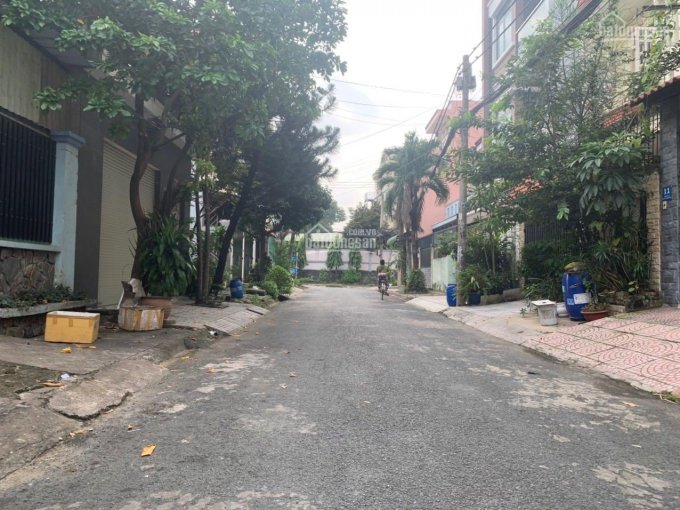 Bán nhà mặt tiền đường 17, Linh Tây, DT 103m2 nhà 1 trệt 2 lầu sổ hồng riêng hoàn công giá 8,6 ty