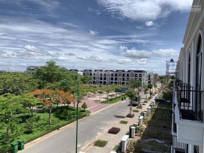 Lavilla Green City duy nhất 3 nền đất biệt thự view sông, DT 200m2 giá 3,9 tỷ. LH: 0902.396.003