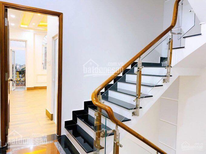 Bán nhà DT: 4x15m, DTSD: 250m2, 4 tầng, SHR, Tạ Quang Bửu, Quận 8. LH 0796 631 632 MTG