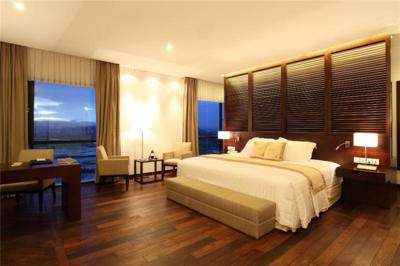 Bán khách sạn 5 sao Thuận Thảo - Cendeluxe Hotel Tuy Hòa, giá 208 tỷ