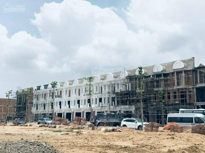 Cần bán Shophouse mới xây đường ĐT 769, Long Thành