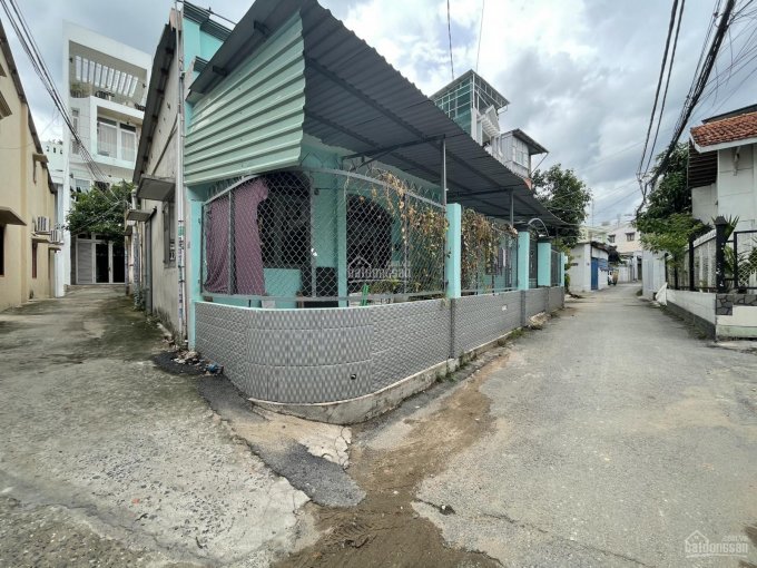 Nhà hẻm xe hơi sát mặt tiền đường Đặng Văn Bi phường Trường Thọ.