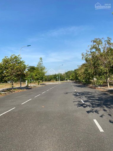 Bán nhanh lô đất đường Tam Đa KDC Cán Bộ dự án Đại Học Mở view sông tắc Q9