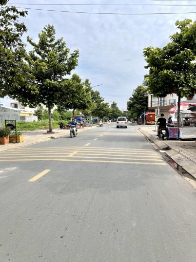Bán đất mặt tiền đường D4 Võ Thị Sáu, phường Thống Nhất, hướng Tây Nam, sổ hồng thổ cư 100%