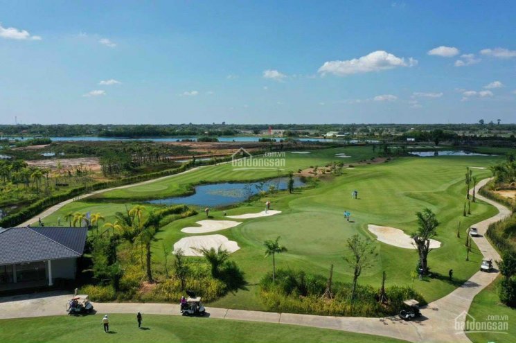 Nhượng gấp 2 suất nội bộ đặc biệt duy nhất đối diện sân golf West Lakes giá từ 450tr