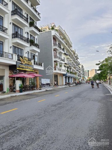 Bán 61.7m2 mặt phố đi bộ Thế Lữ, Hồng Bàng, Hải Phòng 135 triệu/m2