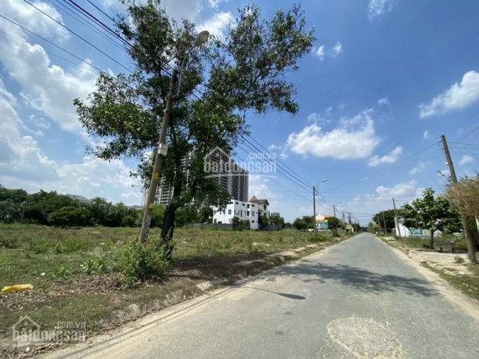 Bán đất Bách Khoa đường Nguyễn Duy Trinh gần chợ phú hữu 55 triệu/m2 (360m2) nền A1 chính chủ