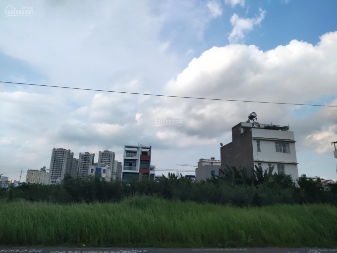 (Không mua bây giờ thì đến bao giờ mua? ) bán đất mặt tiền đường Nguyễn Văn Kỉnh 126m2, TT quận 2
