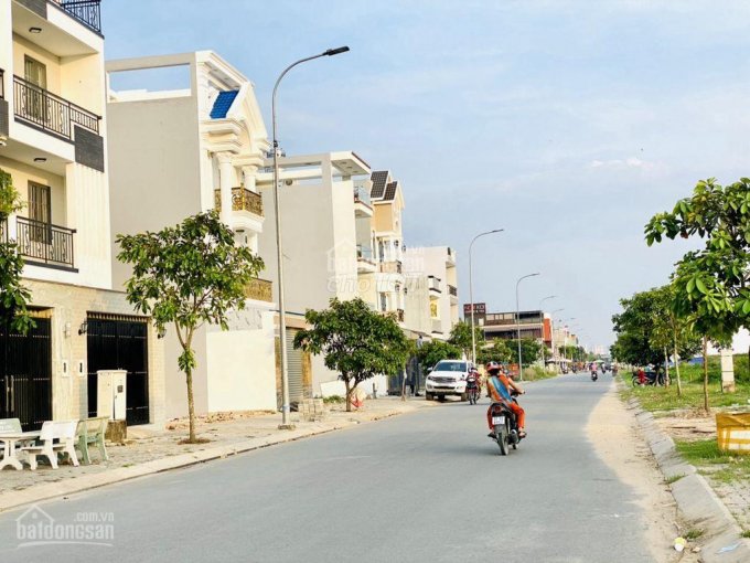 Đất bán mặt tiền đường Tỉnh Lộ 10 - Bình Chánh, Đối diện BV Việt - Nhật