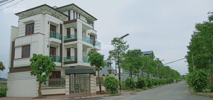 Bán gấp ô đất 91m2 mặt tiền 7m Khu đô thị V - Green City, giao dịch xây dựng ở luôn hạ tầng đầy đủ