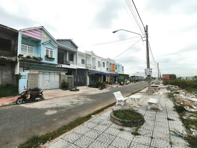 Bán đất nền giá rẻ khu Minh Linh, Phường 5 Vĩnh Long đơn giá 10 triệu/m2