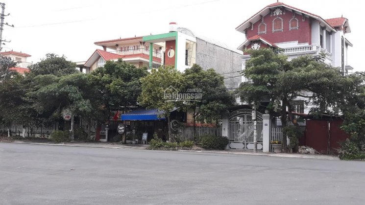 Chính chủ bán lô đất mặt đường Phạm Văn Đồng gần ngã tư phường Tân Thành, quận Dương Kinh Hải Phòng